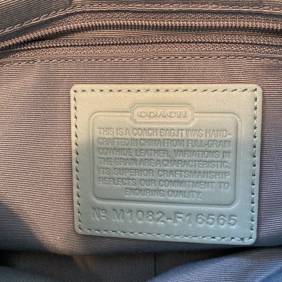 Coach Leather Purse - Picture 4 of 4